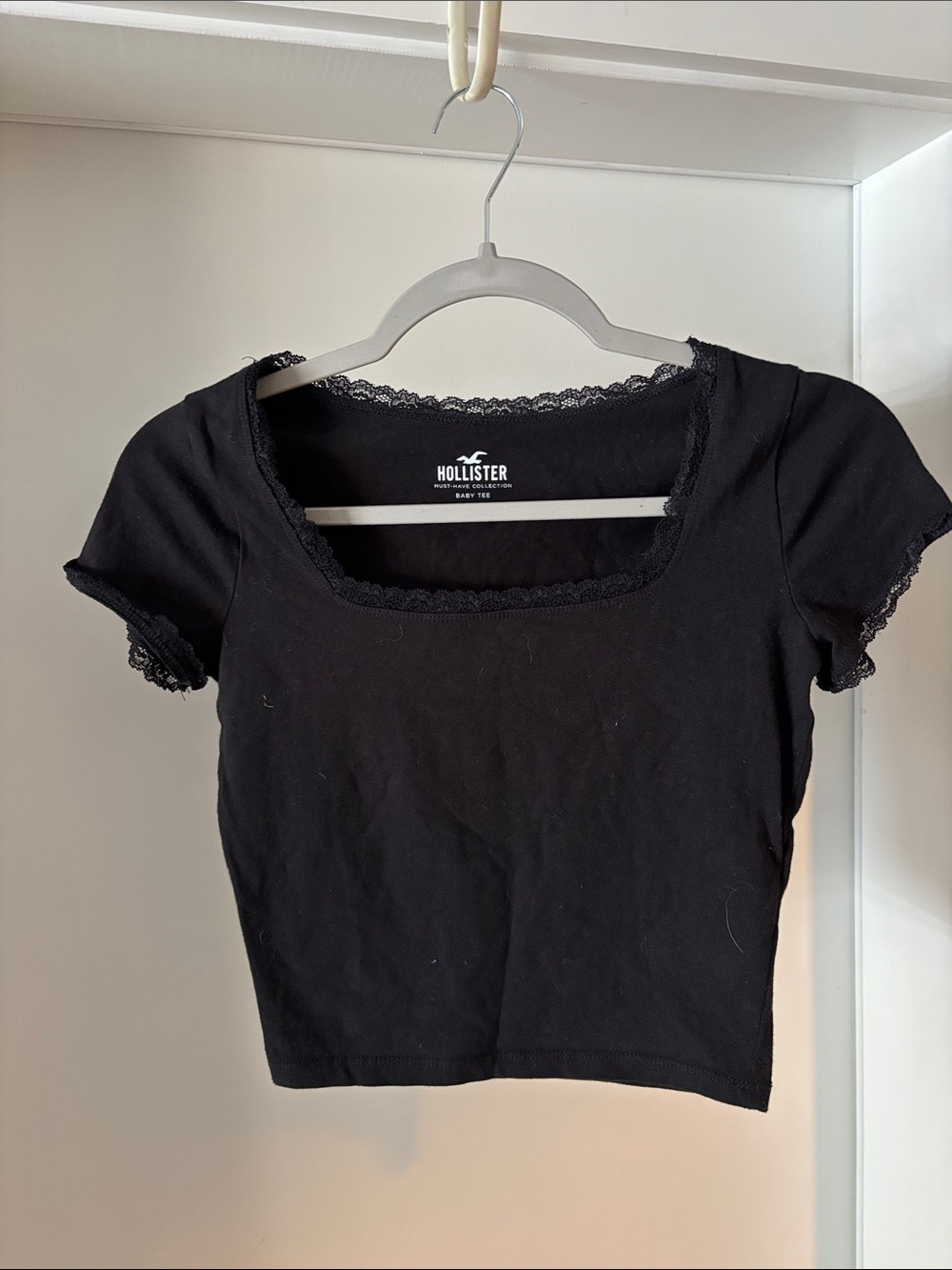 Hollister Black Lace-Trim Square Neck Crop Top